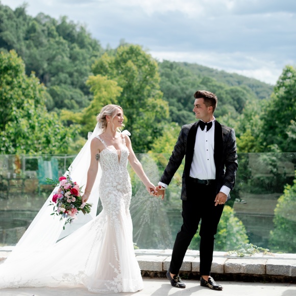 Luxury, designer wedding gown for sale! - Picture 12 of 16